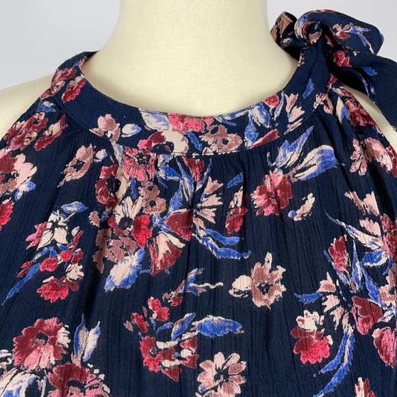 Hollister Navy Blue Handkerchief Floral Halter Blouse - Size Small - Picture 2 of 13